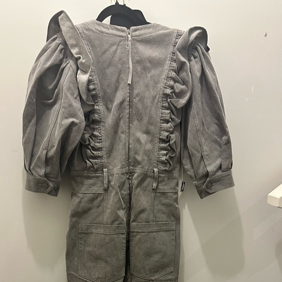 Magali Pascal - Picture 3 of 5